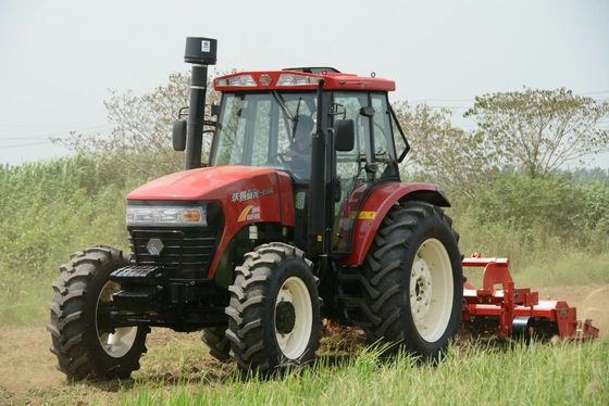 견인차를 냉각시키는 130HP 농업 농업용 트랙터 유럽 3세 엔진 물